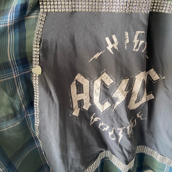 Ac/dc high voltage graphic tee on back of Style & Co. Blue and Green Plaid Shirt - Picture 1 of 9